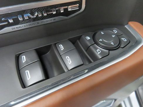 Used 2025 GMC Sierra 1500 Denali Ultimate image 78