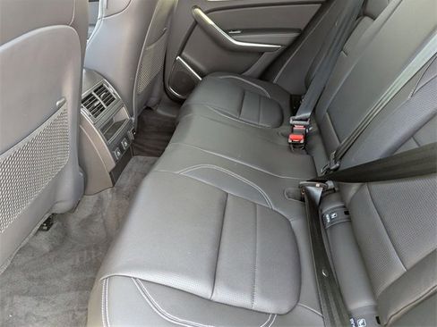 New 2026 Jaguar F-PACE R-Dynamic S image 18