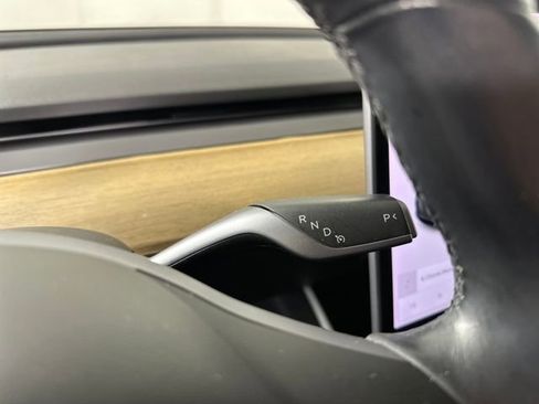 Used 2018 Tesla Model 3 Long Range image 17