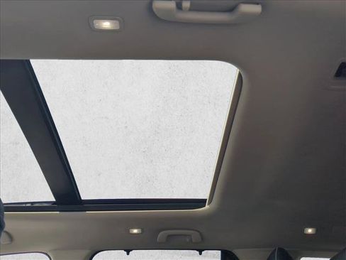 Used 2023 Honda Pilot Elite image 20