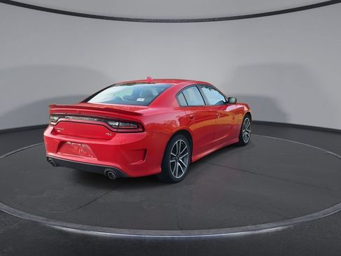 Used 2022 Dodge Charger R/T w/ Plus Group RWD image 8