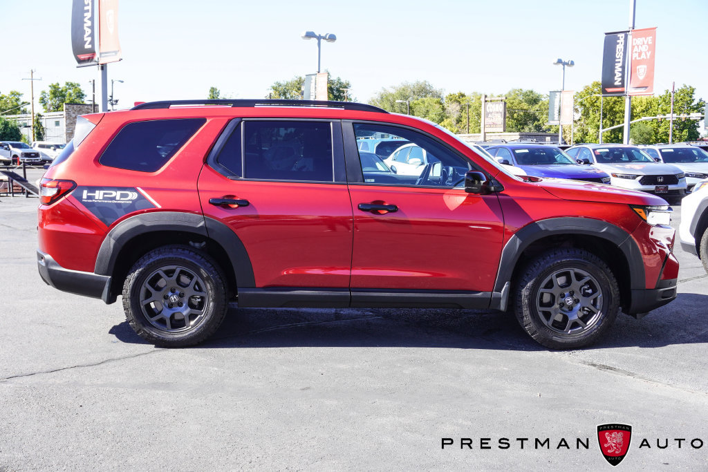 Used 2023 Honda Pilot TrailSport image 27