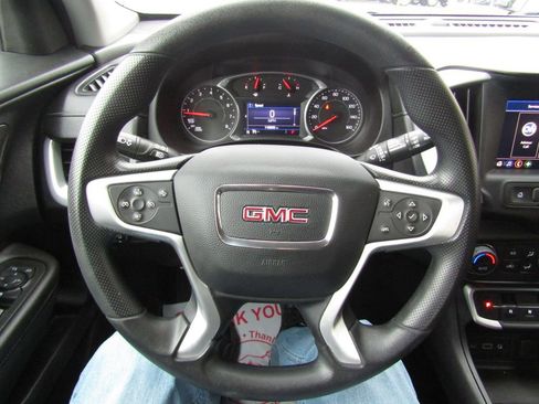 Used 2022 GMC Terrain SLE w/ Driver Convenience Package image 21
