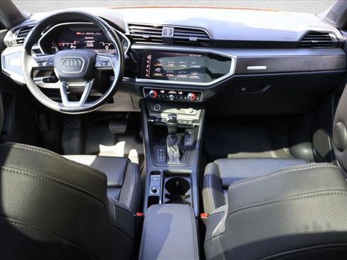 Used 2021 Audi Q3 2.0T Premium Plus w/ Premium Plus Package AWD/4WD image 22