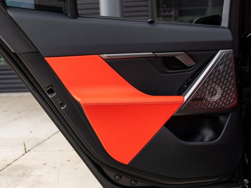 Used 2026 BMW M5 Touring image 36