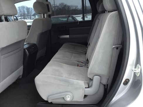 Used 2019 Toyota Sequoia SR5 image 16