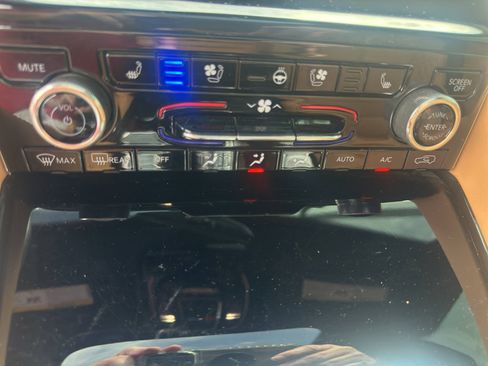 Used 2022 Jeep Grand Cherokee L Summit image 22