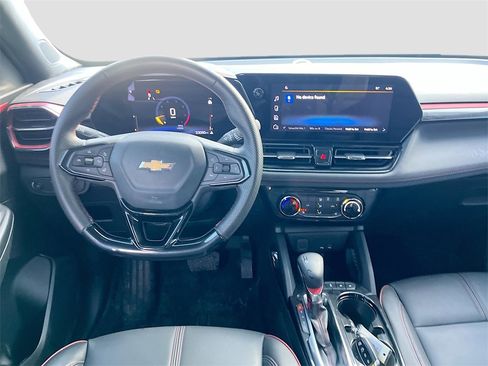 Used 2024 Chevrolet TrailBlazer RS w/ Driver Confidence Package image 21