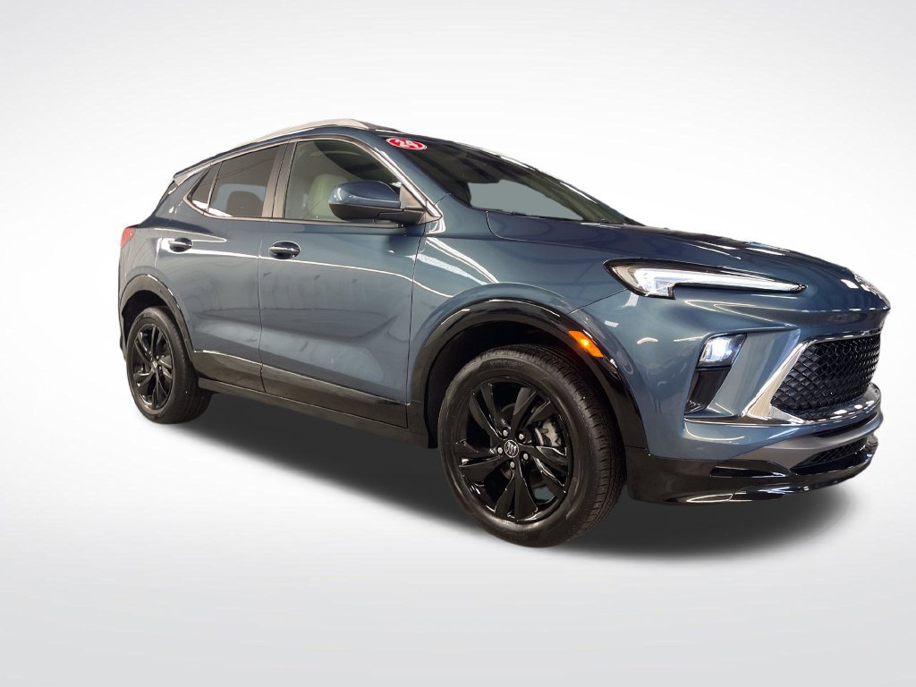 Used 2024 Buick Encore GX Sport Touring AWD/4WD image 8