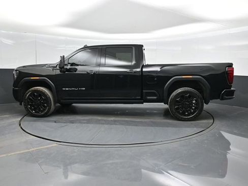 Used 2025 GMC Sierra 2500 Denali Ultimate AWD/4WD image 9