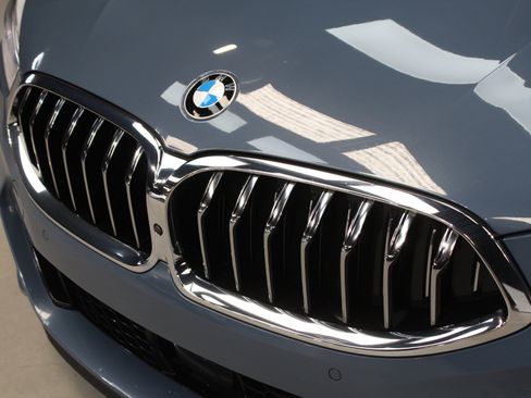 Used 2022 BMW M850i xDrive Coupe AWD/4WD image 8