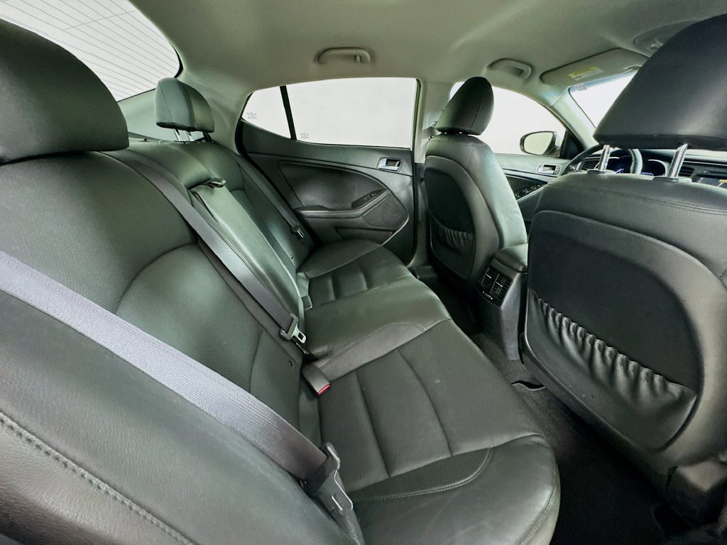 Used 2015 Kia Optima EX FWD image 33