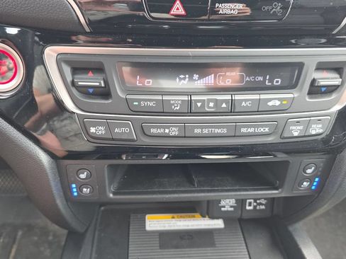 Used 2022 Honda Passport Elite image 19