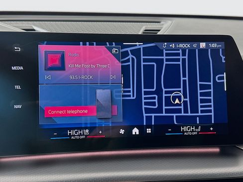 Used 2025 BMW X1 M35i w/ Premium Package image 13