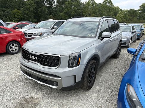 Used 2023 Kia Telluride SX X-Line image 2