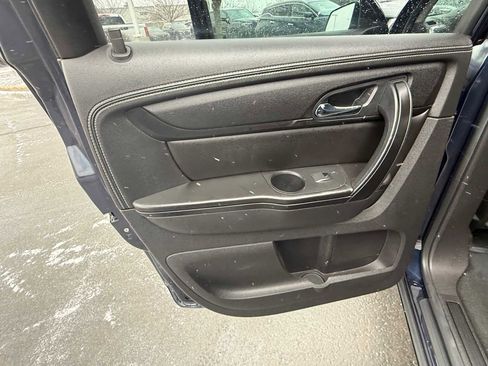 Used 2015 GMC Acadia SLE image 15