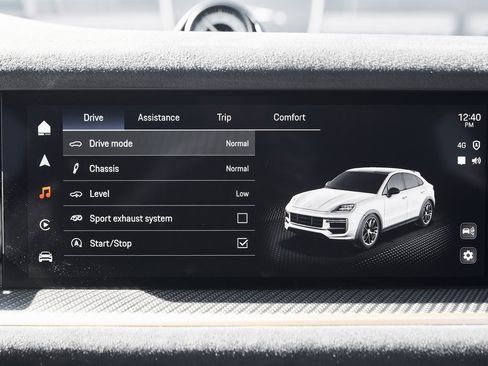 Used 2024 Porsche Cayenne Turbo GT image 76