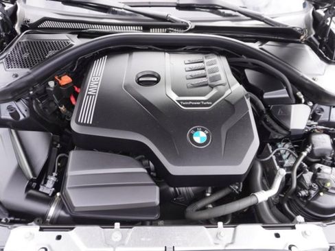 Used 2022 BMW 330i xDrive Sedan w/ Driving Assistance Package image 8