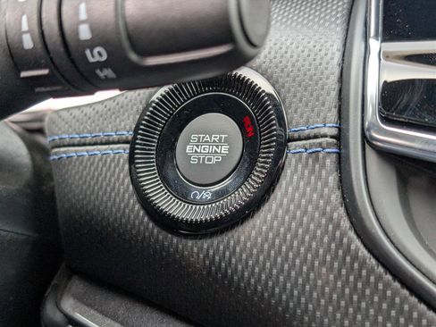 New 2025 Jeep Compass Latitude w/ Sun & Sound Group image 20