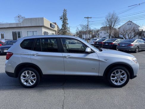 Used 2017 BMW X3 xDrive28i image 10