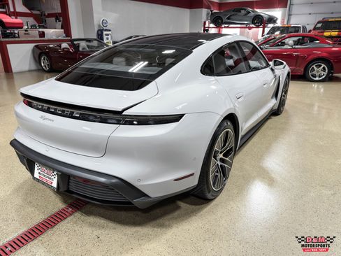 Used 2021 Porsche Taycan image 48