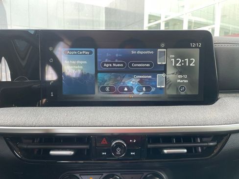 Certified 2025 Nissan Kicks SV FWD image 13