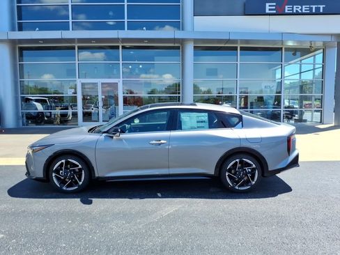 New 2026 Kia K4 GT-Line FWD image 4