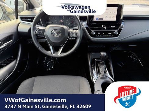 Used 2023 Toyota Corolla SE w/ SE Premium Package image 14