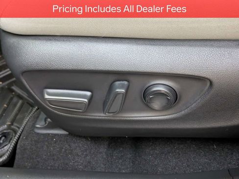 Certified 2025 Toyota RAV4 XLE w/ Convenience Package AWD/4WD image 21
