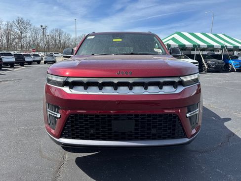 New 2026 Jeep Grand Wagoneer 4WD image 2
