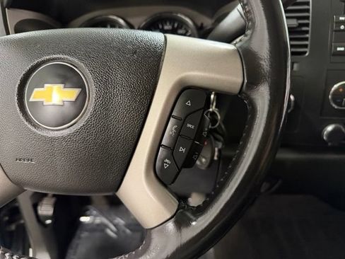 Used 2012 Chevrolet Silverado 2500 LT w/ Interior Plus Package AWD/4WD image 13