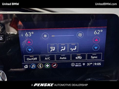 Used 2022 Chevrolet Corvette Stingray Coupe w/ 1LT image 10