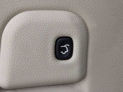 Used 2020 Jeep Grand Cherokee Limited w/ Premium Lighting Group RWD image 33