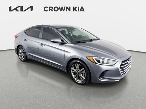 Used 2018 Hyundai Elantra SEL FWD image 3