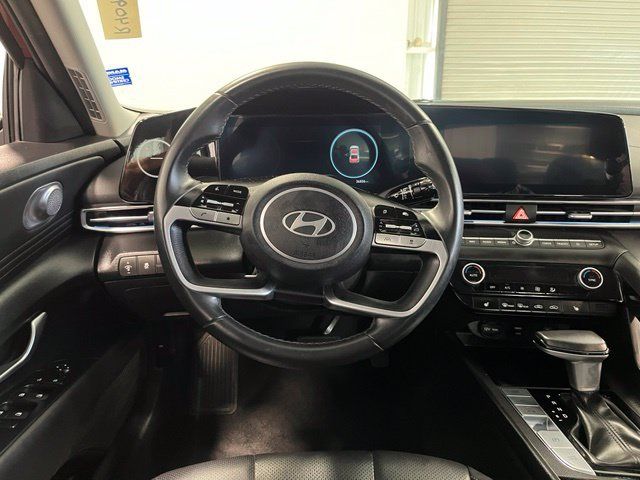 Used 2024 Hyundai Elantra Limited FWD image 22