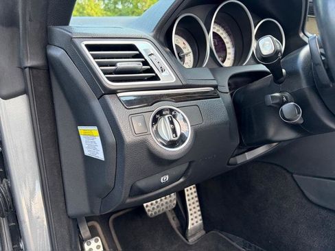 Used 2014 Mercedes-Benz E 350 Cabriolet image 37