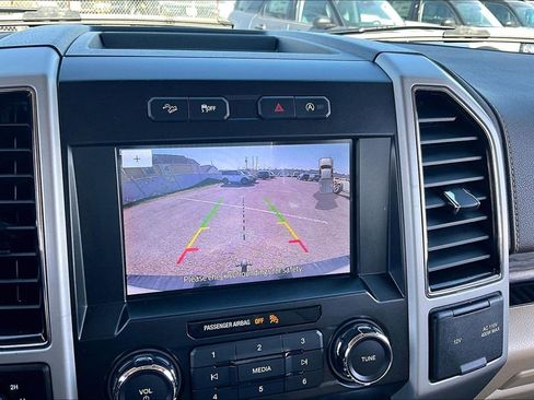 Used 2019 Ford F150 Lariat image 22