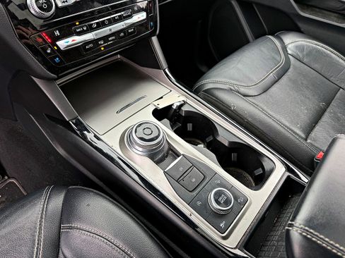 Used 2021 Ford Explorer ST w/ Equipment Group 401A image 18