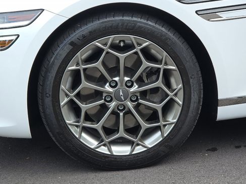 Used 2021 Genesis G80 2.5T w/ Advanced Package image 27