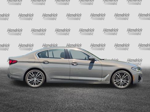 Used 2021 BMW 530i xDrive w/ Premium Package AWD/4WD image 11