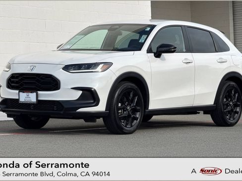 Used 2025 Honda HR-V Sport image 1