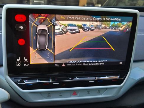 Certified 2023 Volkswagen ID.4 Pro S Plus AWD/4WD image 17