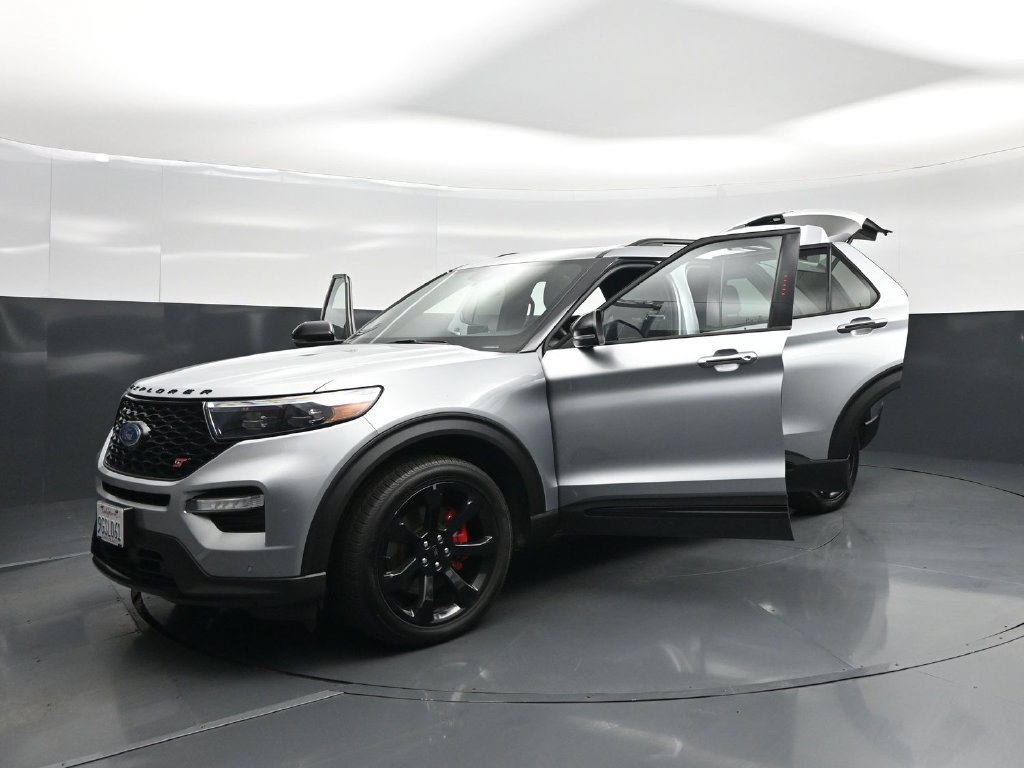 Used 2023 Ford Explorer ST w/ Equipment Group 401A AWD/4WD image 29
