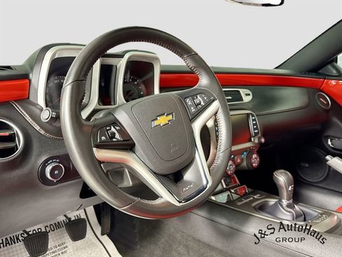 Used 2014 Chevrolet Camaro SS w/ RS Package RWD image 9