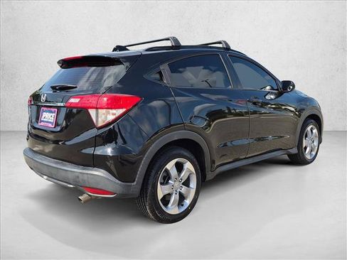 Used 2021 Honda HR-V LX image 5