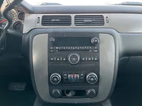 Used 2011 Chevrolet Tahoe LS image 19