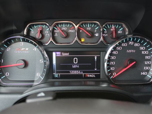 Used 2018 Chevrolet Silverado 1500 LT w/ All Star Edition image 20