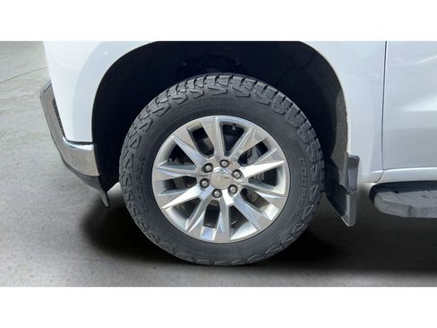 Used 2020 Chevrolet Silverado 1500 LTZ w/ LTZ Plus Package AWD/4WD image 35