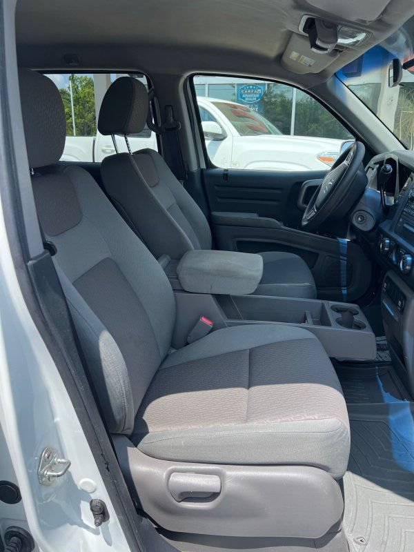 Used 2010 Honda Ridgeline RTS image 15