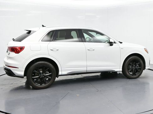 Used 2021 Audi Q3 2.0T Premium w/ Convenience Package AWD/4WD image 8